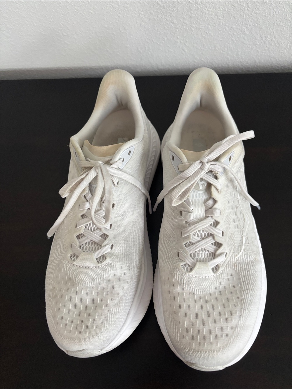 Hoka Mach 6 White, Women’s Size 10